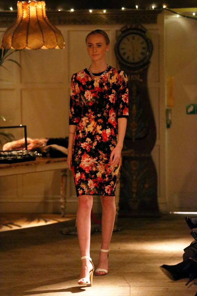 Love Niche London Nicole dress